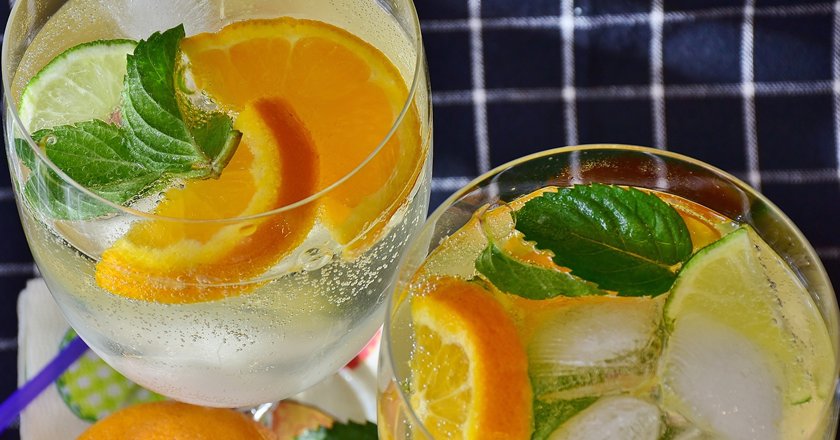 カクテルの種類と作り方